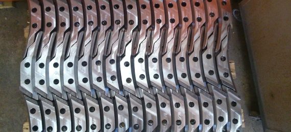 fraisage usinage CN CNC perçages taraudage filetage contournage reprise de pièces découpées production série quantité gros volume